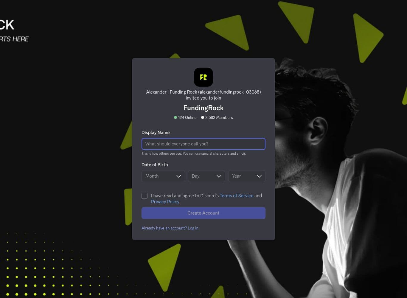 Official FundingRock Discord invite showing roughly 2,582 members and 125 online